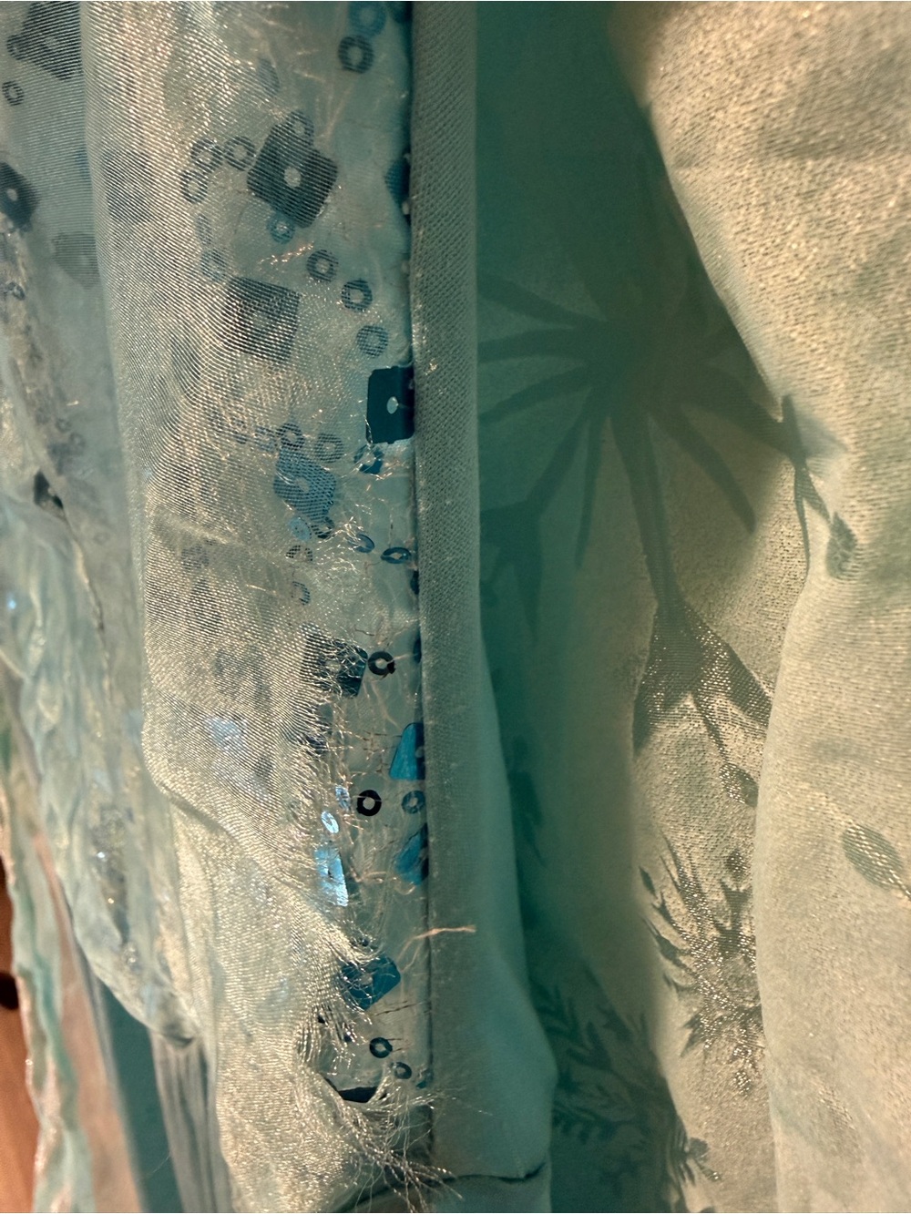 CLEARANCE 4/$15💸 Disney Adult Elsa Costume - Picture 7 of 7